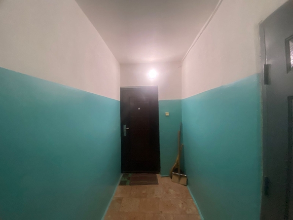 
  Продается 2-комн. квартира, 56.2 м², 32 мкр, д. 2
. Фото 15.