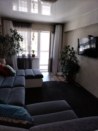 
  Продается 4-комн. квартира, 76.7 м², 212 кв-л, д. 6
. Фото 4.