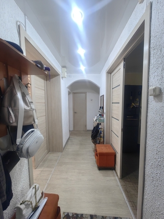 
  Продается 4-комн. квартира, 75.9 м², 60 кв-л, д. 12
. Фото 5.