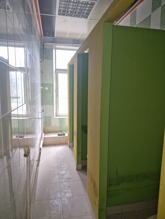 
  Продается универсальное помещение, 1078.2 м², 3 кв-л
. Фото 18.