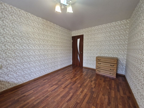 
  Продается 3-комн. квартира, 59.4 м², 17 мкр, д. 3
. Фото 4.