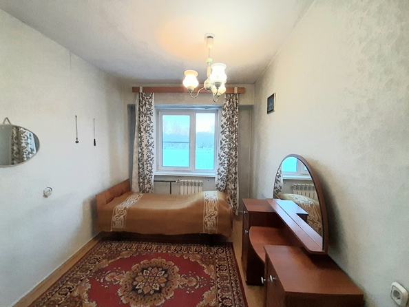 
  Продается 4-комн. квартира, 59 м², Толбухина ул, д. 64
. Фото 6.