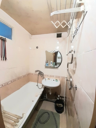 
  Продается 4-комн. квартира, 59 м², Толбухина ул, д. 64
. Фото 10.