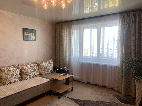 
  Продается 4-комн. квартира 90 м². Фото 1.