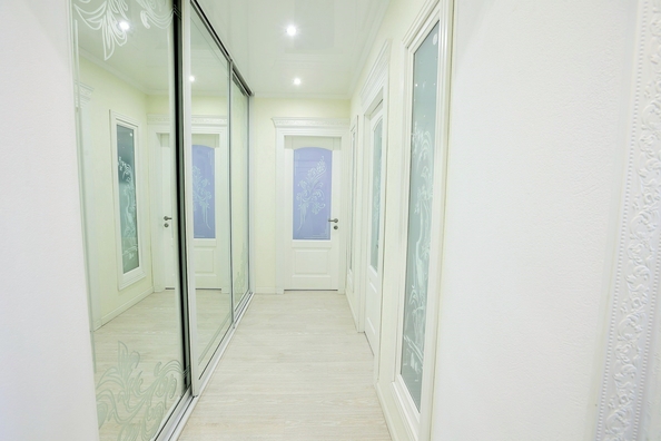 
  Продам 2-комн. квартиру 59.2 м². Фото 8.