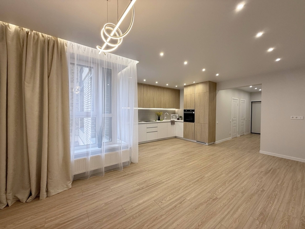 
  Продается 3-комн. квартира 72.7 м², в ЖК Стрижи Сити, блок-секции 8,9. Фото 7.