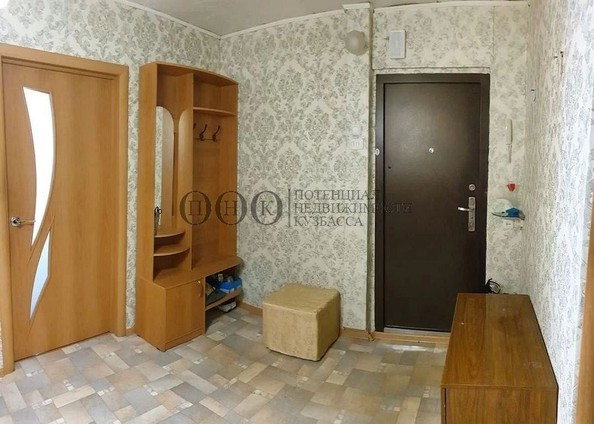 
   Продам 3-комнатную, 61 м², Октябрьский пр-кт, 67а

. Фото 2.