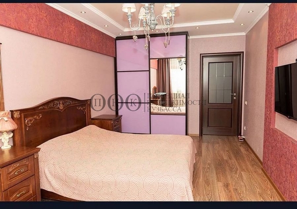 
   Продам 3-комнатную, 145 м², Тухачевского (Базис) тер, 45

. Фото 3.