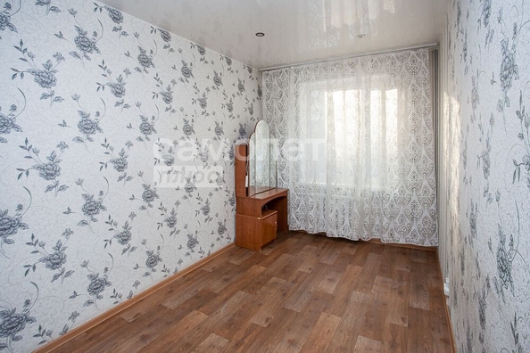 
   Продам 3-комнатную, 58.7 м², Гагарина тер, 142

. Фото 9.