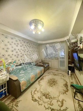 
   Продам 2-комнатную, 44 м², Тухачевского (Базис) тер, 31Б

. Фото 2.