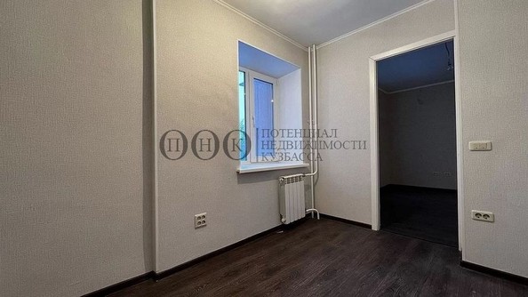 
   Продам 1-комнатную, 36.4 м², Комсомольский пр-кт, 25

. Фото 3.