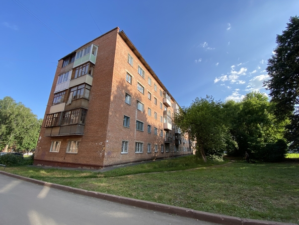 
   Продам 4-комнатную, 61.4 м², Сибиряков-Гвардейцев ул, 13

. Фото 7.