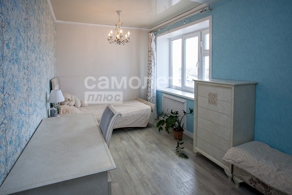 
   Продам 5-комнатную, 168.1 м², Луначарского ул, 2а

. Фото 3.