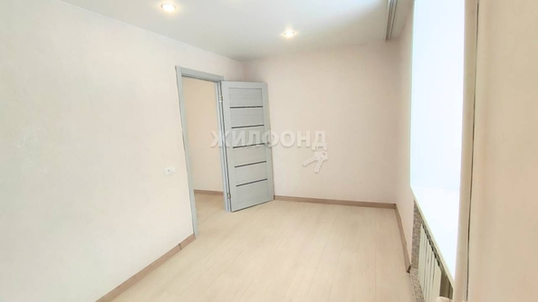 
   Продам 3-комнатную, 51.2 м², Дзержинского ул, 5

. Фото 5.