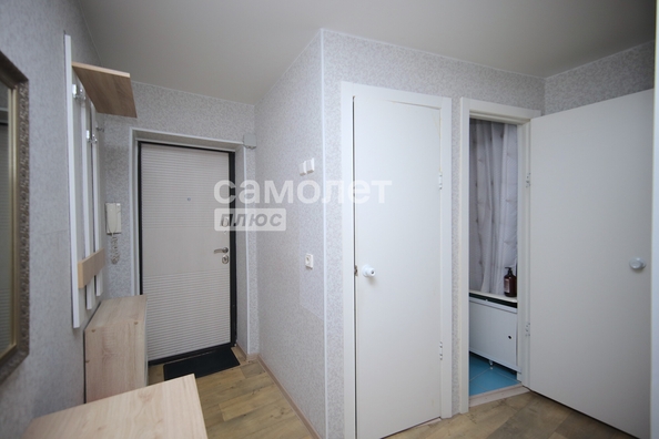 
   Продам 2-комнатную, 45 м², Рекордная ул, 27А

. Фото 14.