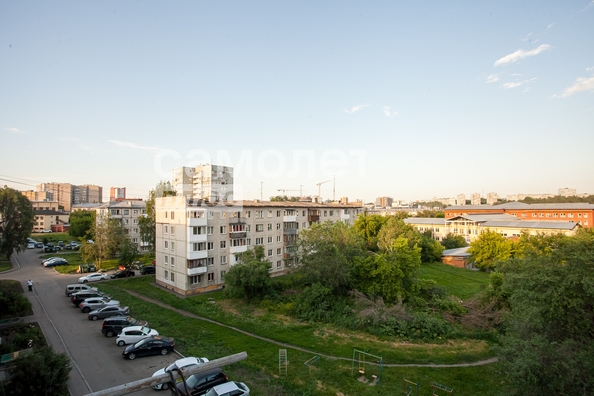 
   Продам 3-комнатную, 61.8 м², Красная ул, 12

. Фото 5.