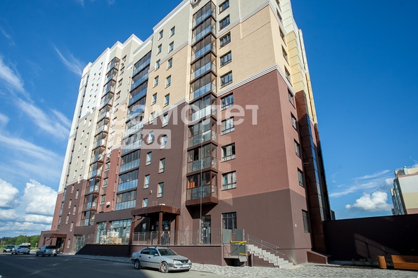 
   Продам 1-комнатную, 37.3 м², Строителей б-р, 67

. Фото 20.