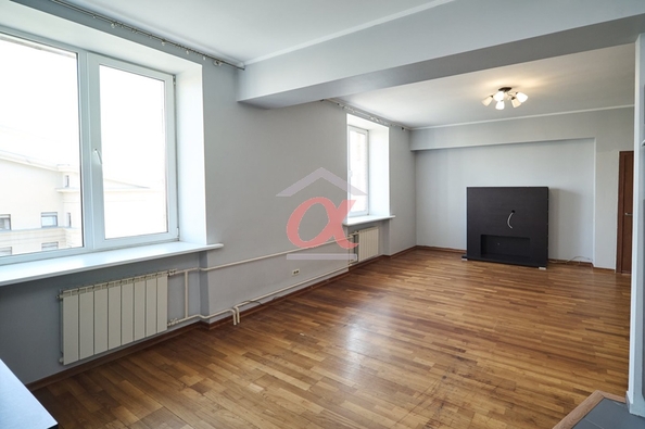 
   Продам 2-комнатную, 55 м², Весенняя ул, 13

. Фото 9.