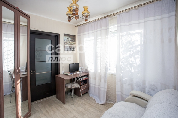 
   Продам 3-комнатную, 50 м², Ленина пр-кт, 133а

. Фото 3.