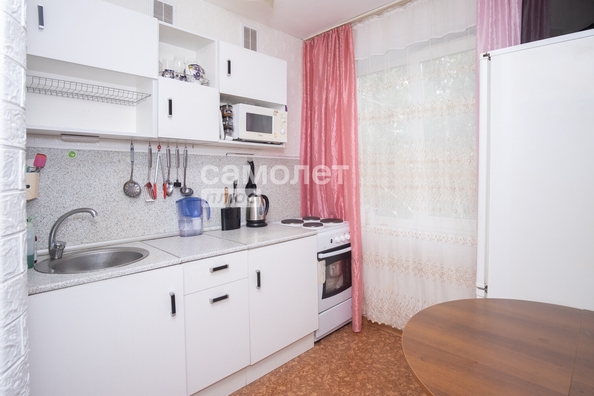 
   Продам 1-комнатную, 30.3 м², Новогодняя ул, 23

. Фото 6.