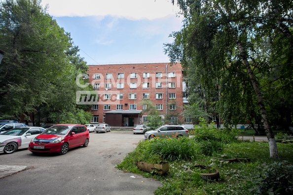 
   Продам 1-комнатную, 21.6 м², Железнякова ул, 10

. Фото 17.