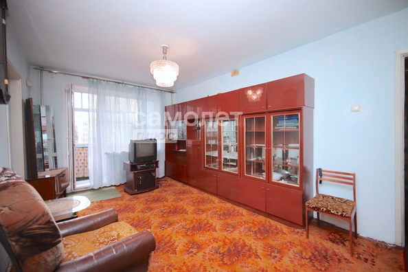 
   Продам 3-комнатную, 48.4 м², Строителей б-р, 26/1

. Фото 1.