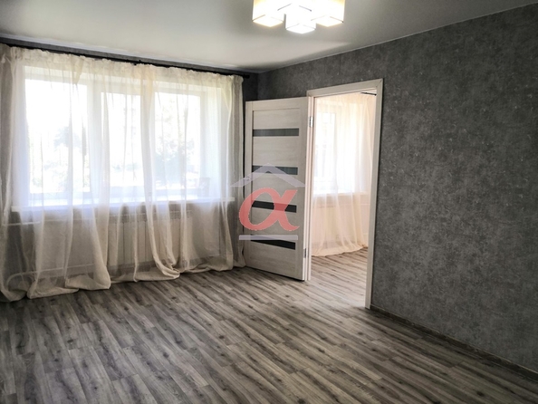 
   Продам 2-комнатную, 42.2 м², Черняховского ул, 1а

. Фото 2.