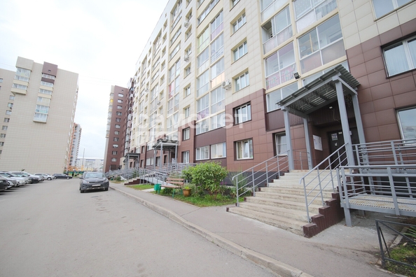 
   Продам 3-комнатную, 54.2 м², Шахтеров пр-кт, 60а

. Фото 30.