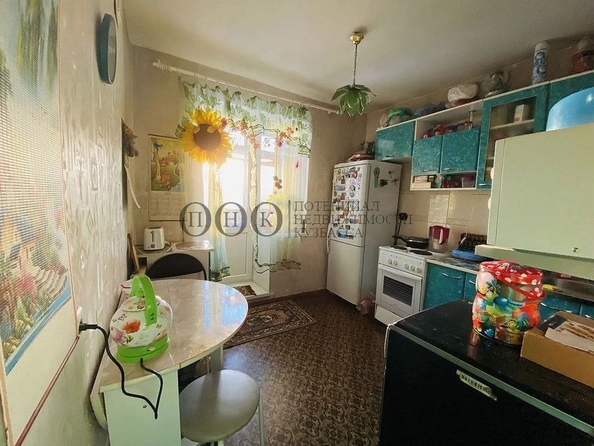 
   Продам 2-комнатную, 51.2 м², Сибиряков-Гвардейцев (2/3-Л) тер, 1

. Фото 3.