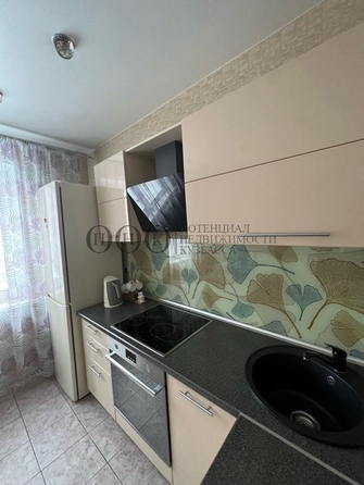 
   Продам 2-комнатную, 51 м², Химиков (Встреча) тер, 15

. Фото 6.