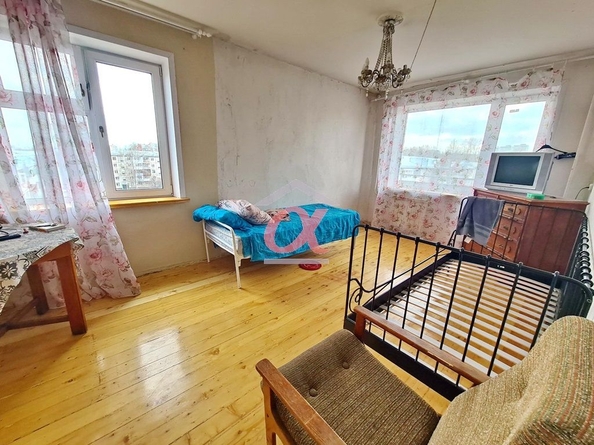 
   Продам 3-комнатную, 68 м², Строителей б-р, 27

. Фото 7.