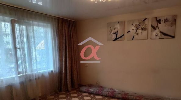 
   Продам 4-комнатную, 74 м², Шахтеров (Гравелит) тер, 85А

. Фото 3.