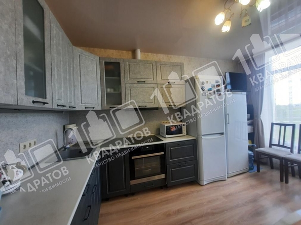 
   Продам 1-комнатную, 40.8 м², Кедровый б-р, 1

. Фото 1.