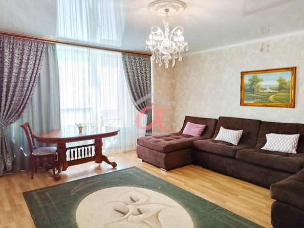 
   Продам 2-комнатную, 85.4 м², Шахтеров (Гравелит) тер, 66

. Фото 7.