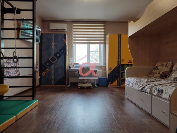 
   Продам 2-комнатную, 60 м², Весенняя тер, 15

. Фото 4.