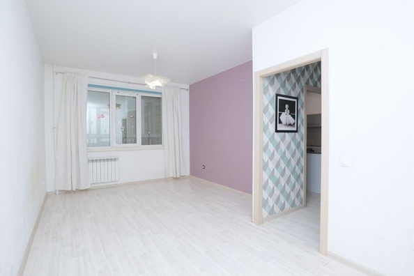 
   Продам 2-комнатную, 40 м², Серебряный бор ул, 27

. Фото 1.