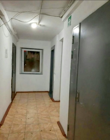 
   Продам 1-комнатную, 13.6 м², Ленина (Горняк) тер, 90

. Фото 1.