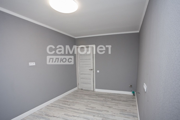 
   Продам 1-комнатную, 40 м², Сибиряков-Гвардейцев (2/3-Л) тер, 22А

. Фото 9.