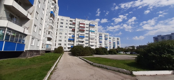 
   Продам 2-комнатную, 42 м², 50 лет города ул, 1

. Фото 7.