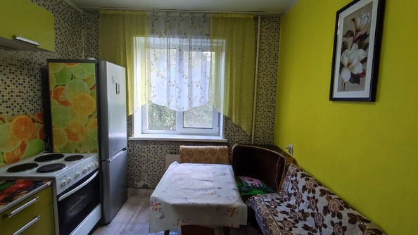 
   Продам 2-комнатную, 51 м², Утренняя ул, 6

. Фото 3.