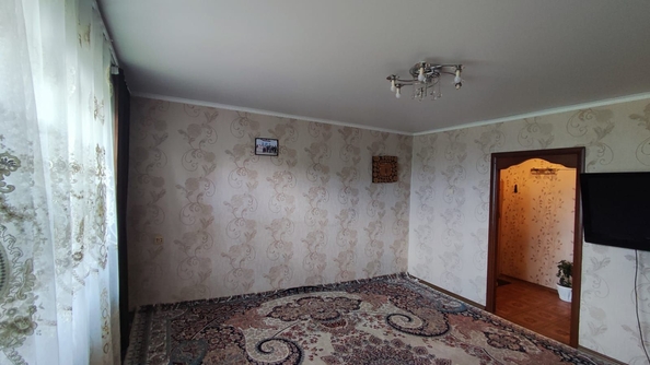 
   Продам 3-комнатную, 71 м², 50 лет города ул, 31

. Фото 9.