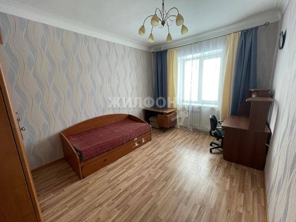 
   Продам 3-комнатную, 79.1 м², Школьная ул, 14

. Фото 3.