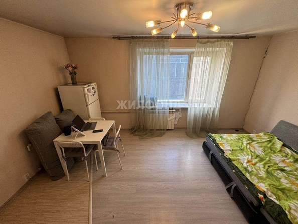 
   Продам 1-комнатную, 21.5 м², Кузнецова  ул, 2

. Фото 2.