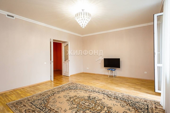 
   Продам 4-комнатную, 114 м², Павловского  ул, 3

. Фото 9.