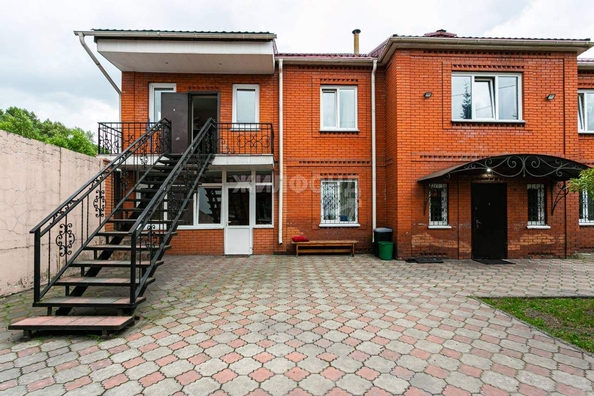 
   Продам дом, 259.5 м², Новокузнецк

. Фото 7.