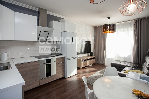 
  Продается 3-комн. квартира, 56.8 м², Ульяны Громовой ул, д. 7а
. Фото 1.