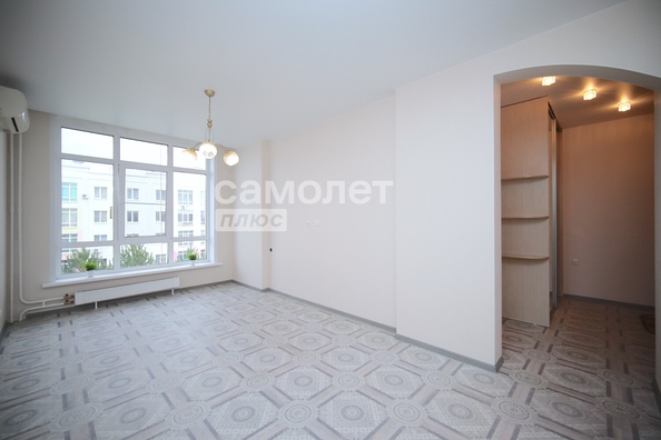 
   Продам 1-комнатную, 43.4 м², Кедровый б-р, 1

. Фото 1.