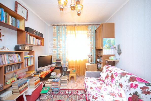 
   Продам 3-комнатную, 66.9 м², Авроры ул, 6

. Фото 11.