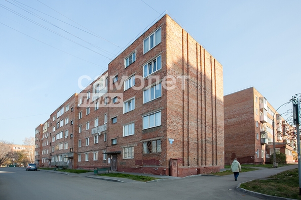 
   Продам 2-комнатную, 51.1 м², Веры Волошиной ул, 27

. Фото 30.