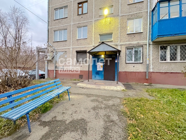 
   Продам 2-комнатную, 45.2 м², Ленинградский пр-кт, 15

. Фото 1.